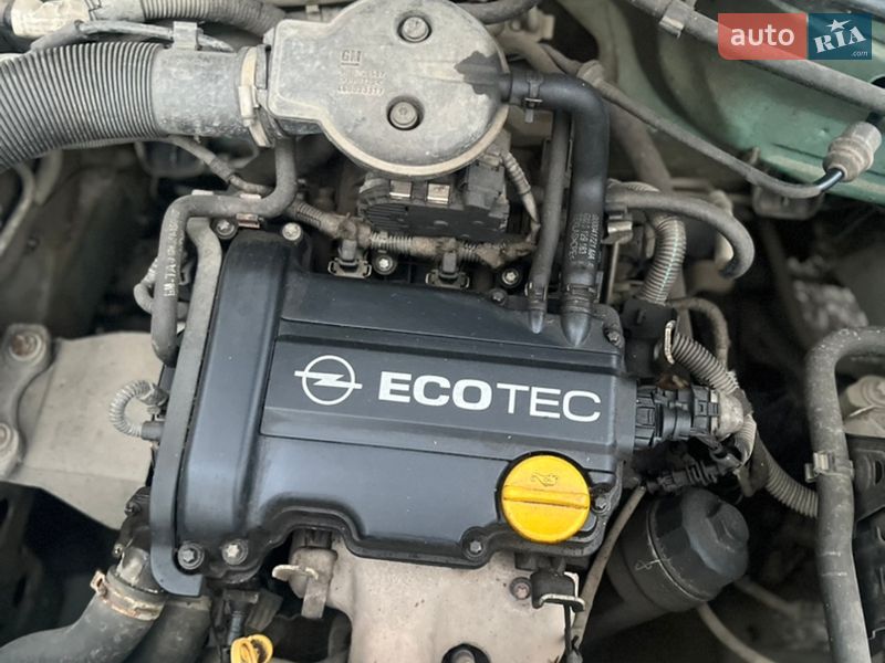 Хэтчбек Opel Corsa 2003 в Дрогобыче