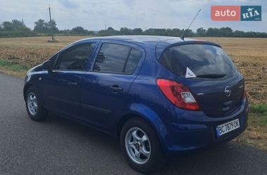 Хэтчбек Opel Corsa 2008 в Львове