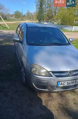Хетчбек Opel Corsa 2005 в Черкасах