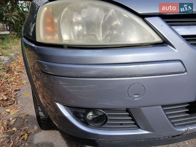 Хэтчбек Opel Corsa 2004 в Харькове