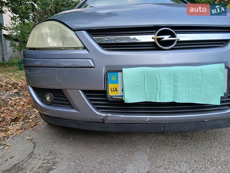 Хэтчбек Opel Corsa 2004 в Харькове