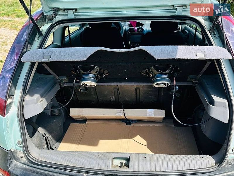 Хэтчбек Opel Corsa 2001 в Хмельницком