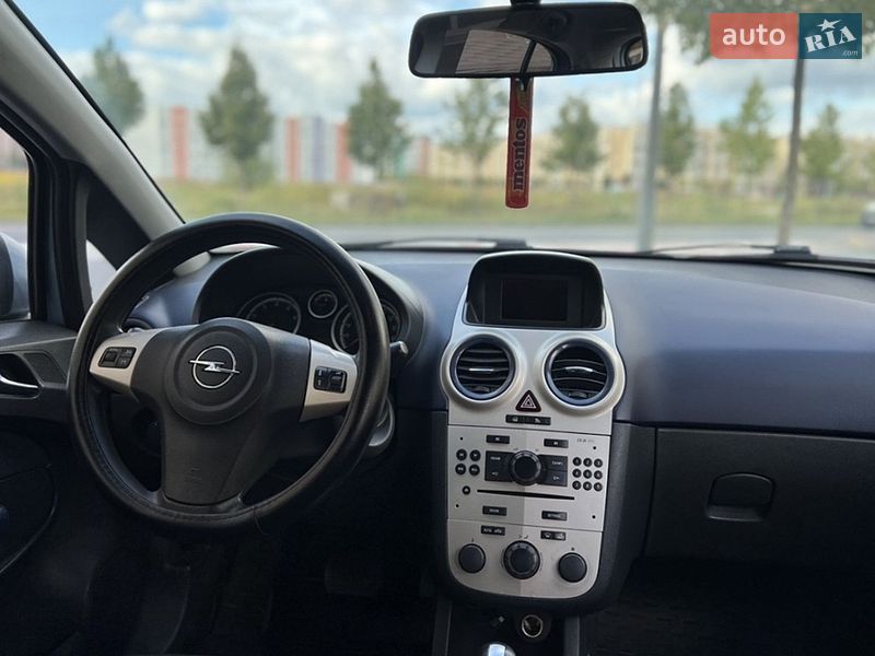 Хэтчбек Opel Corsa 2007 в Черкассах