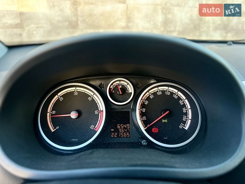Хэтчбек Opel Corsa 2012 в Николаеве