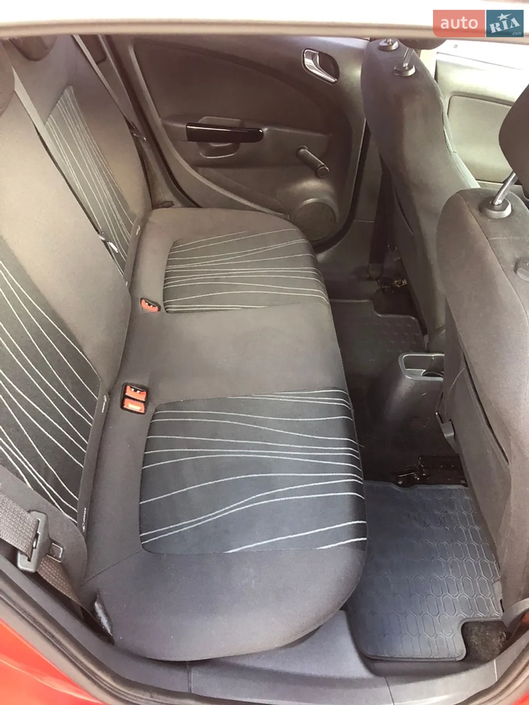 2010 Opel Corsa - мініатюра 10