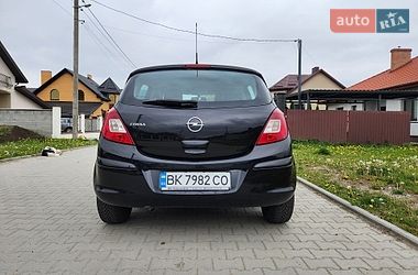 Хэтчбек Opel Corsa 2008 в Ровно