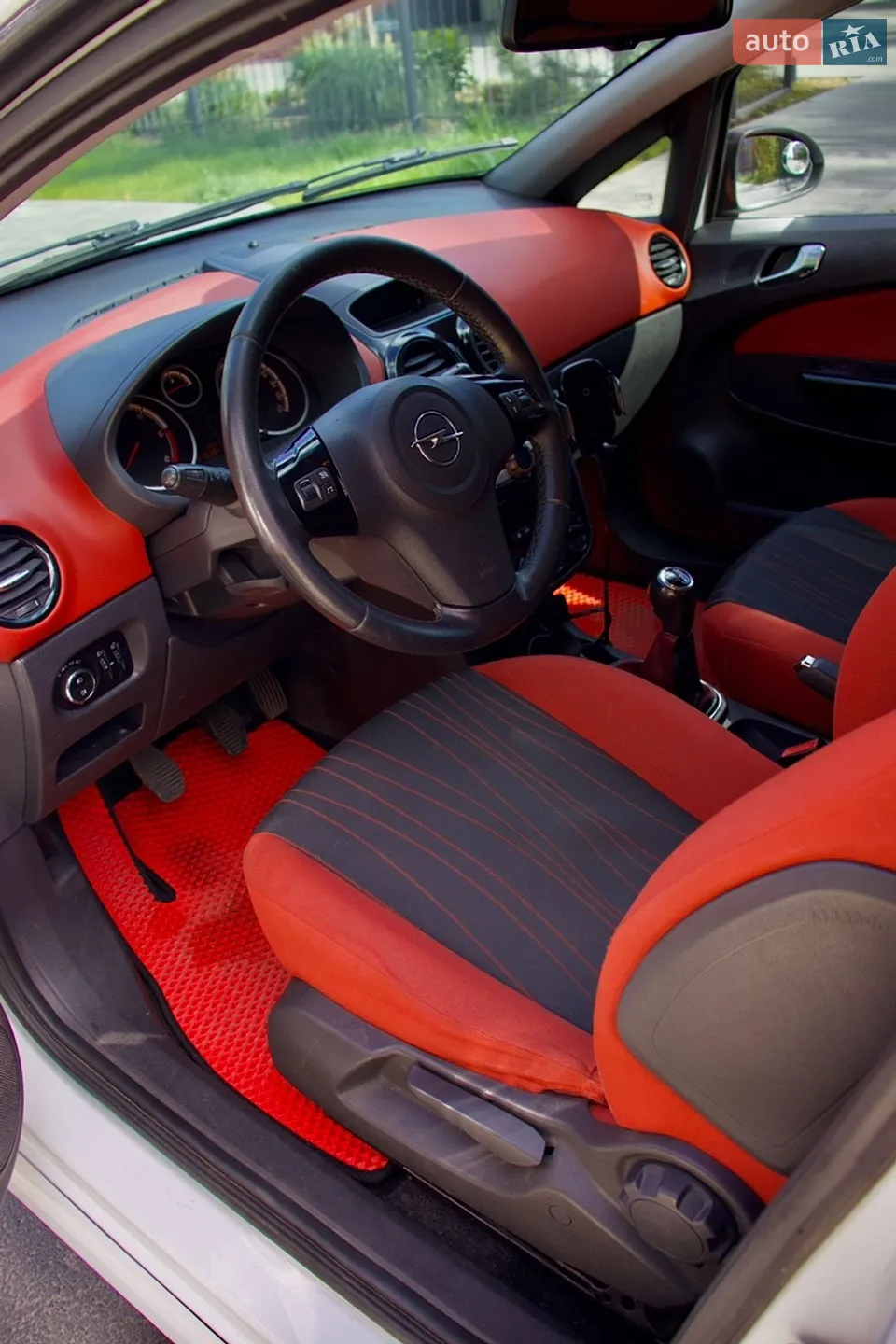 2010 Opel Corsa - мініатюра 21