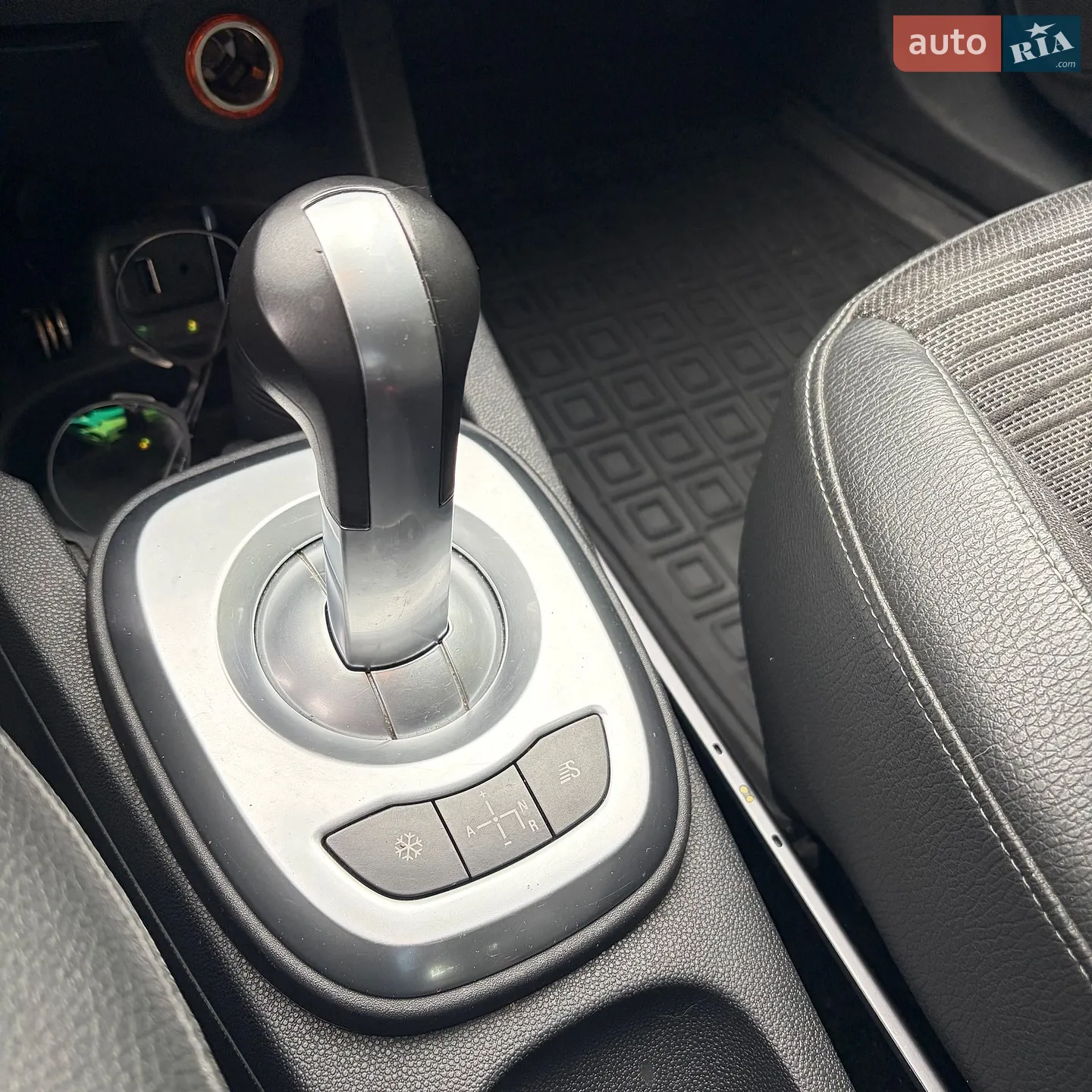 2014 Opel Corsa - мініатюра 11