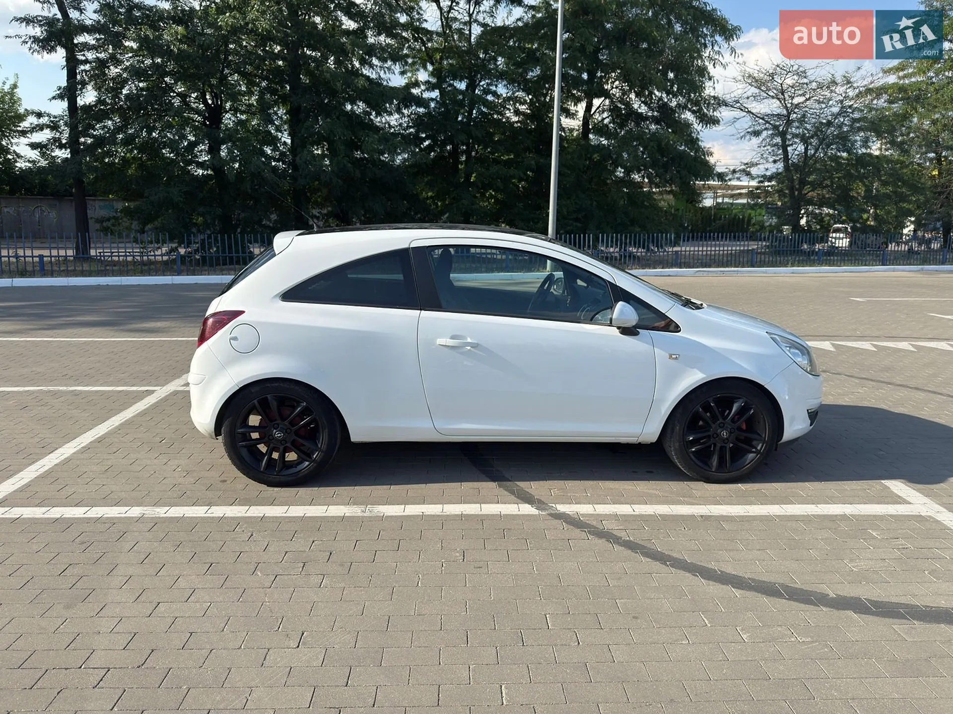2010 Opel Corsa - мініатюра 3