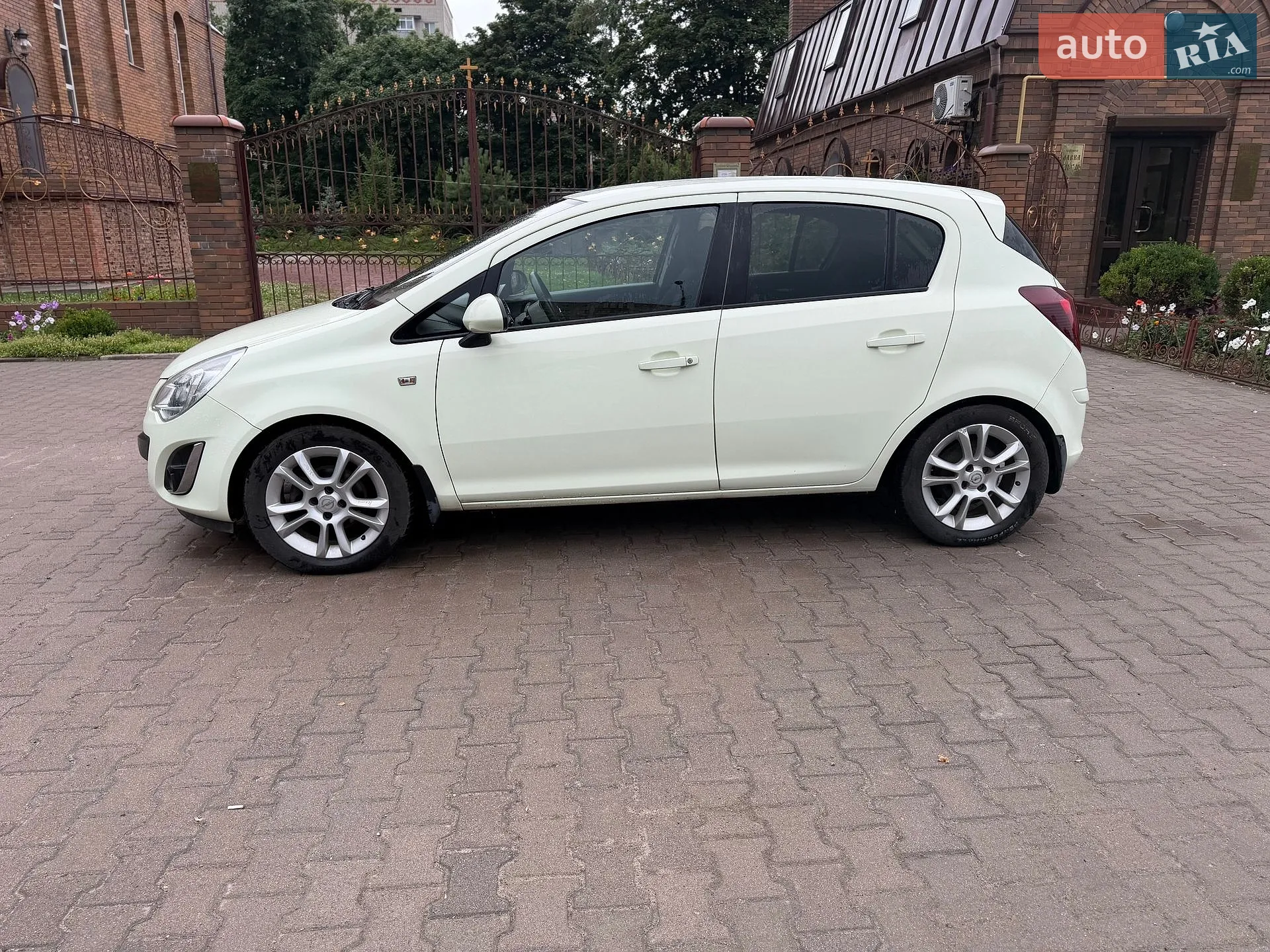 2011 Opel Corsa - мініатюра 3