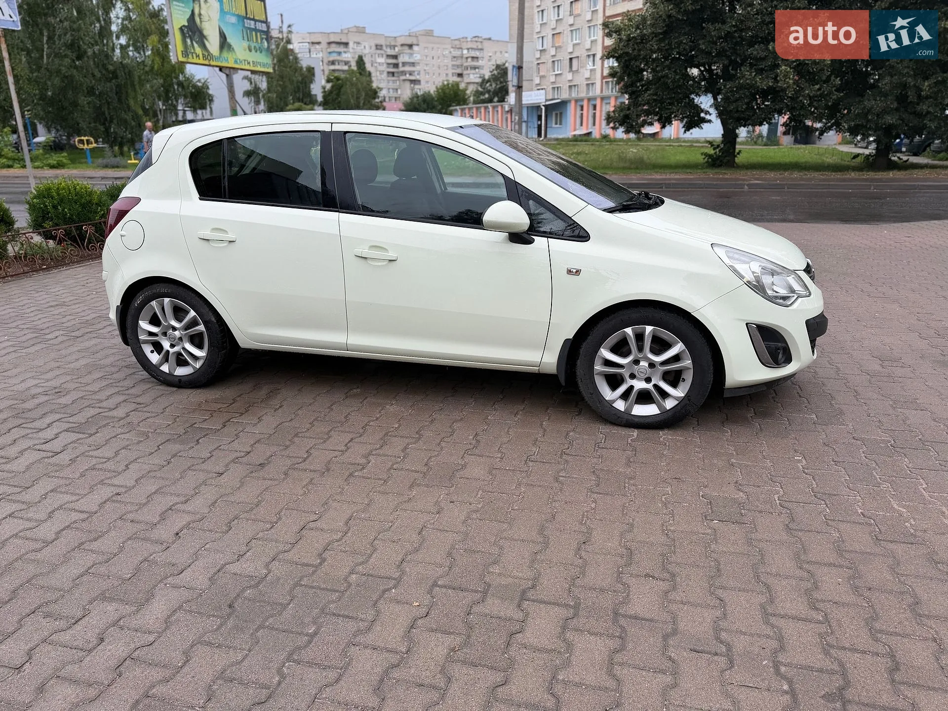 2011 Opel Corsa - мініатюра 2