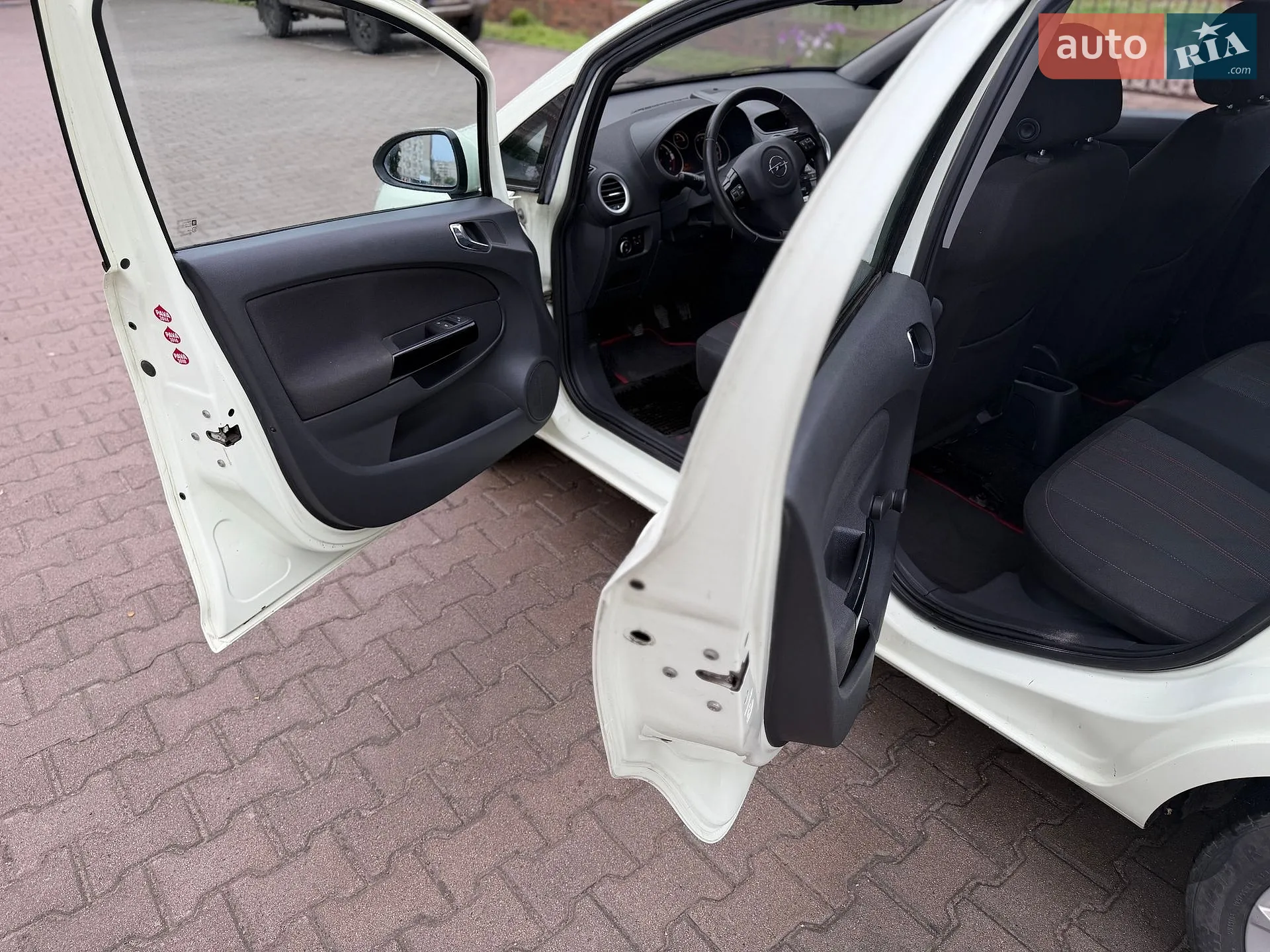 2011 Opel Corsa - мініатюра 11