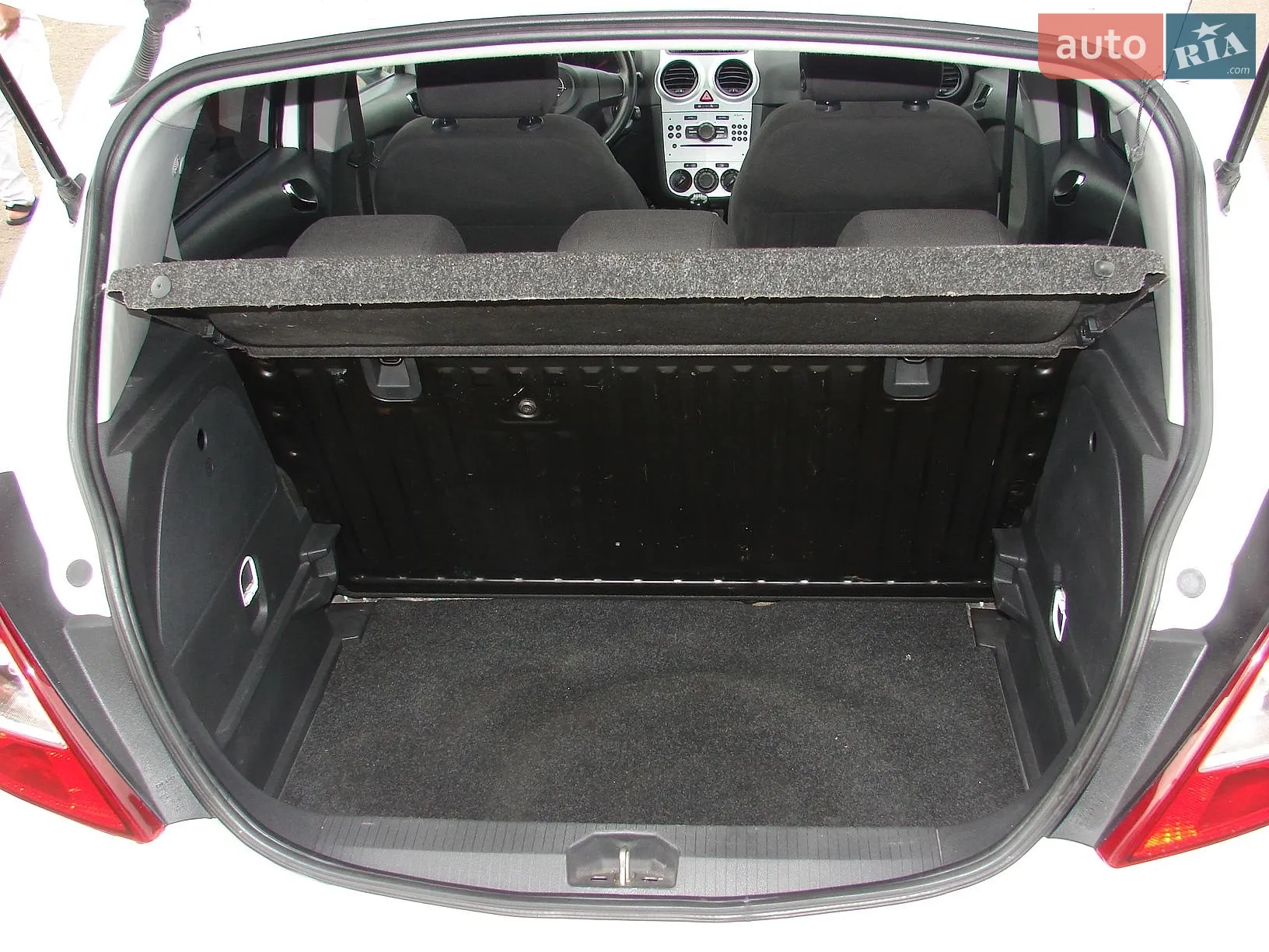 2013 Opel Corsa - мініатюра 12