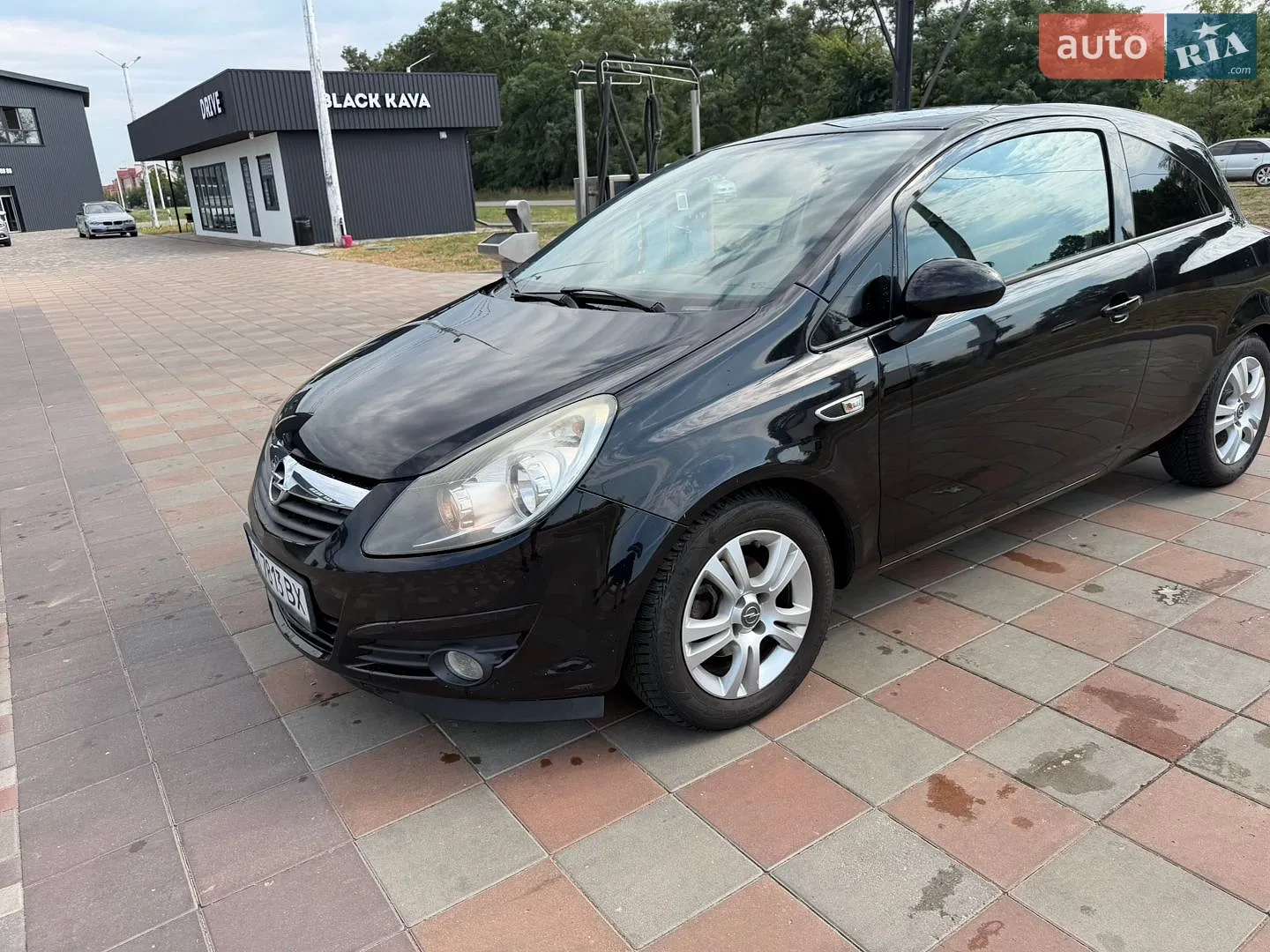 2010 Opel Corsa - мініатюра 2