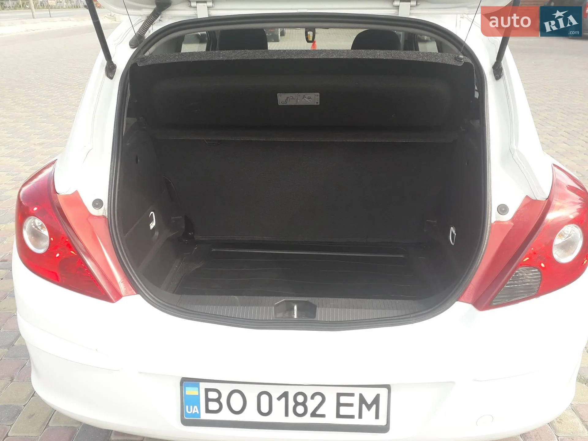 2011 Opel Corsa - мініатюра 3