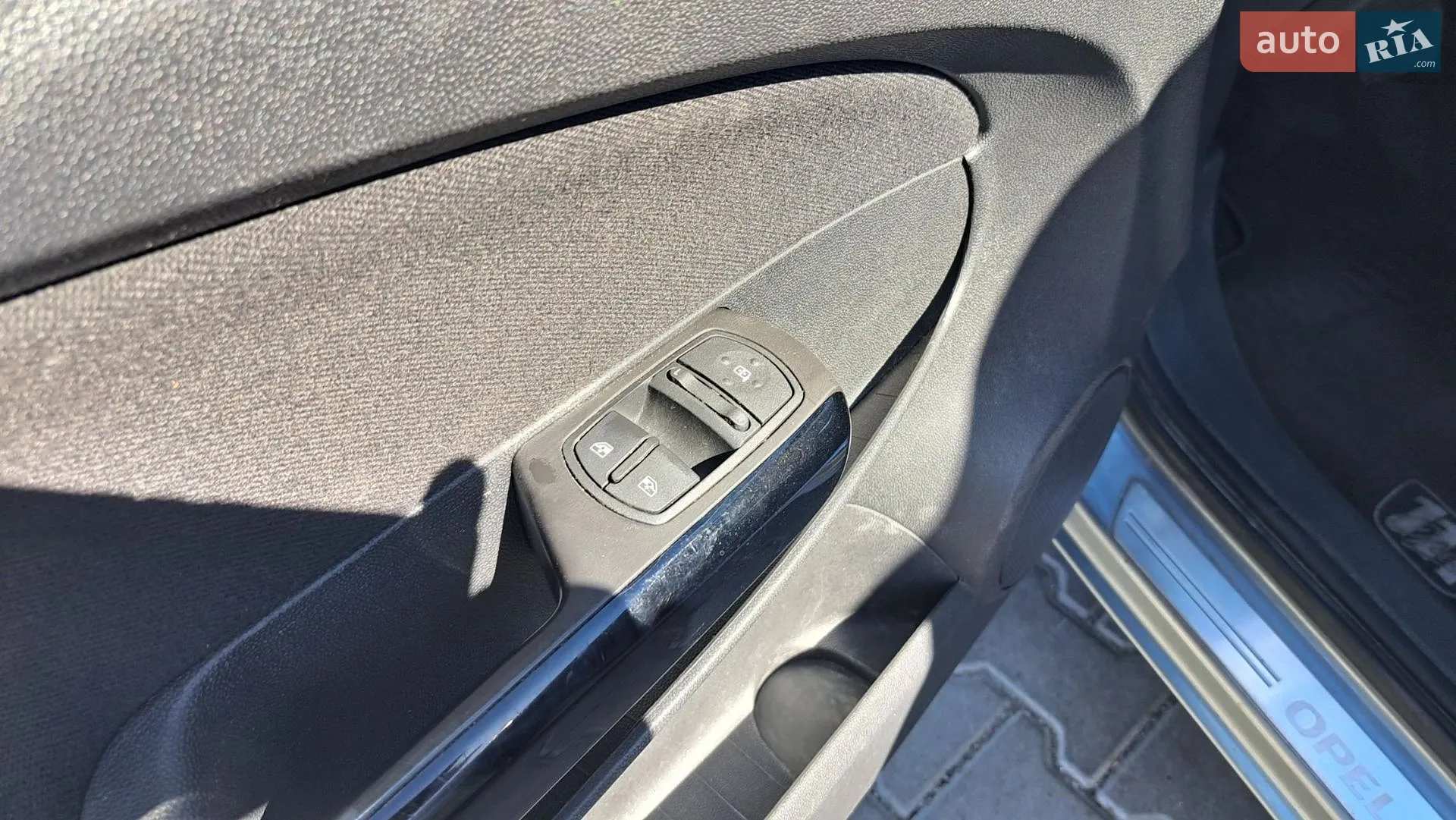 2010 Opel Corsa - мініатюра 18