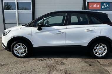 Позашляховик / Кросовер Opel Crossland X 2020 в 