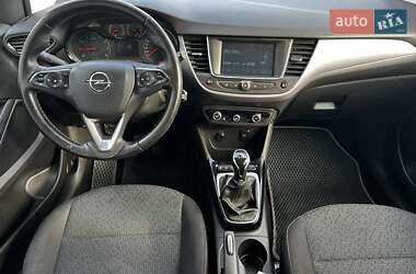 Позашляховик / Кросовер Opel Crossland X 2020 в 