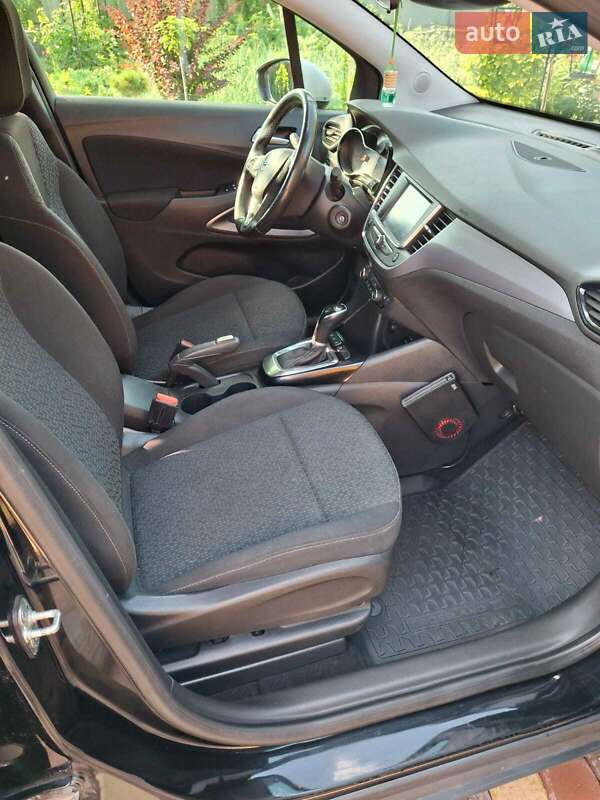 Позашляховик / Кросовер Opel Crossland X 2020 в Благовіщенську