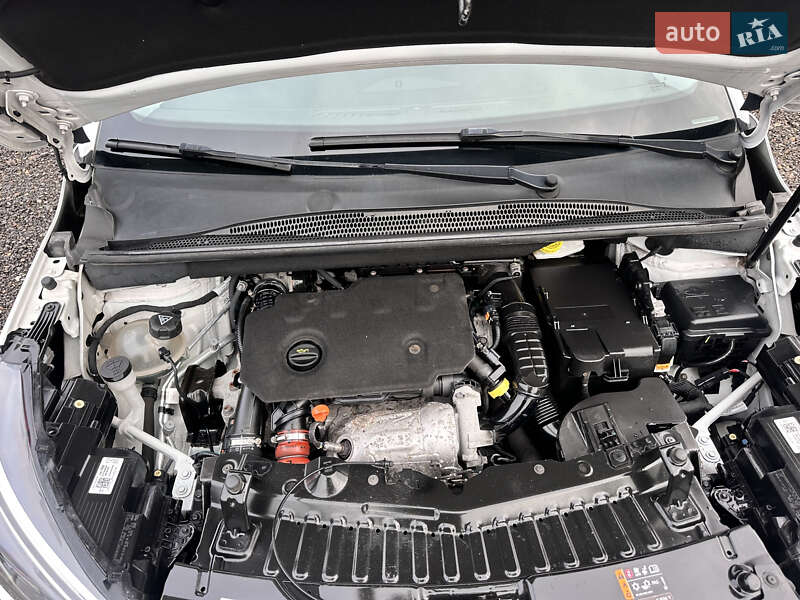 Позашляховик / Кросовер Opel Crossland X 2020 в Іршаві