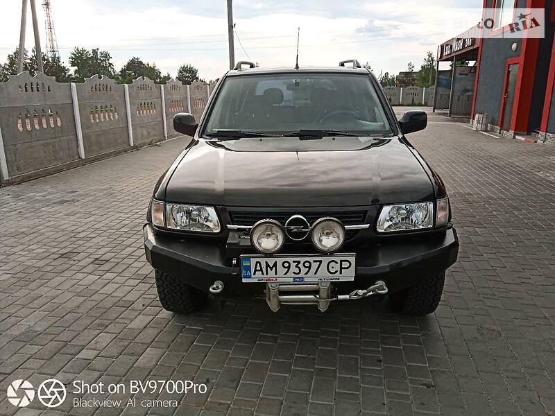 Внедорожник / Кроссовер Opel Frontera 2003 в Олевске