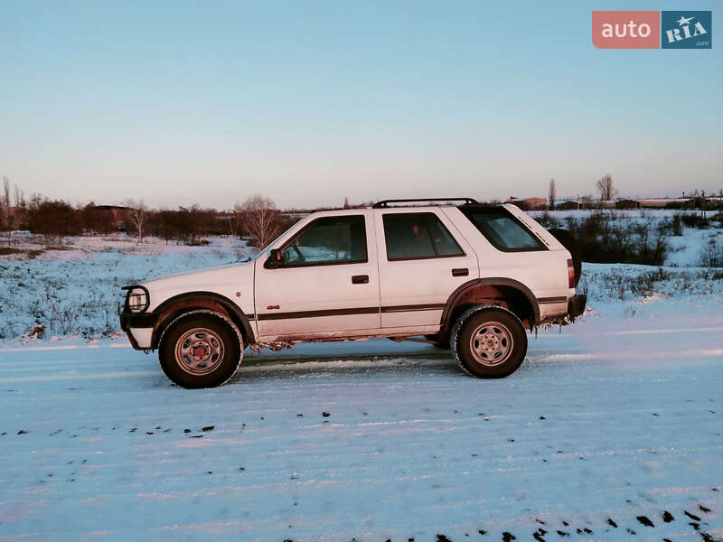 Внедорожник / Кроссовер Opel Frontera 1998 в Новоукраинке