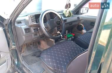 Позашляховик / Кросовер Opel Frontera 1995 в 