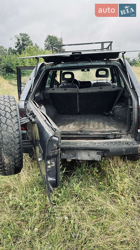 Позашляховик / Кросовер Opel Frontera 1993 в Фастові