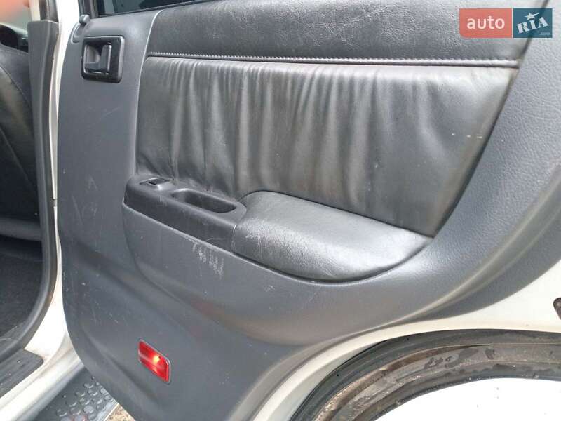 Внедорожник / Кроссовер Opel Frontera 1999 в Львове