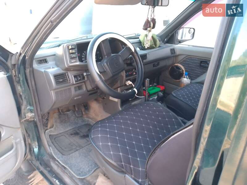 Внедорожник / Кроссовер Opel Frontera 1994 в Кременчуге