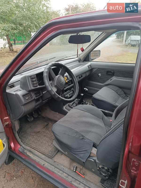 Позашляховик / Кросовер Opel Frontera 1992 в Лубнах фото 6 Позашляховик / Кросовер Opel Frontera 1992 в Лубнах