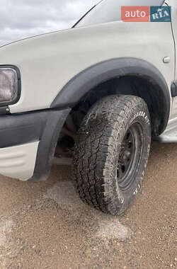Внедорожник / Кроссовер Opel Frontera 2001 в 