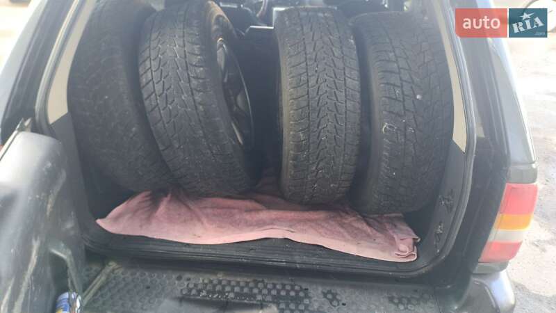 Позашляховик / Кросовер Opel Frontera 2002 в Луцьку