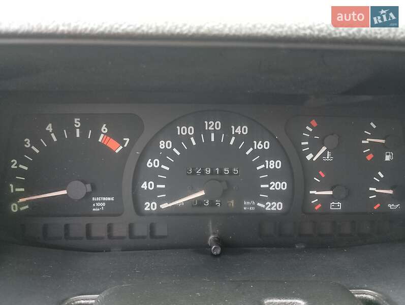 Внедорожник / Кроссовер Opel Frontera 1996 в Киеве