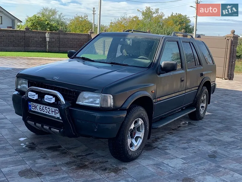 Opel Frontera 1992