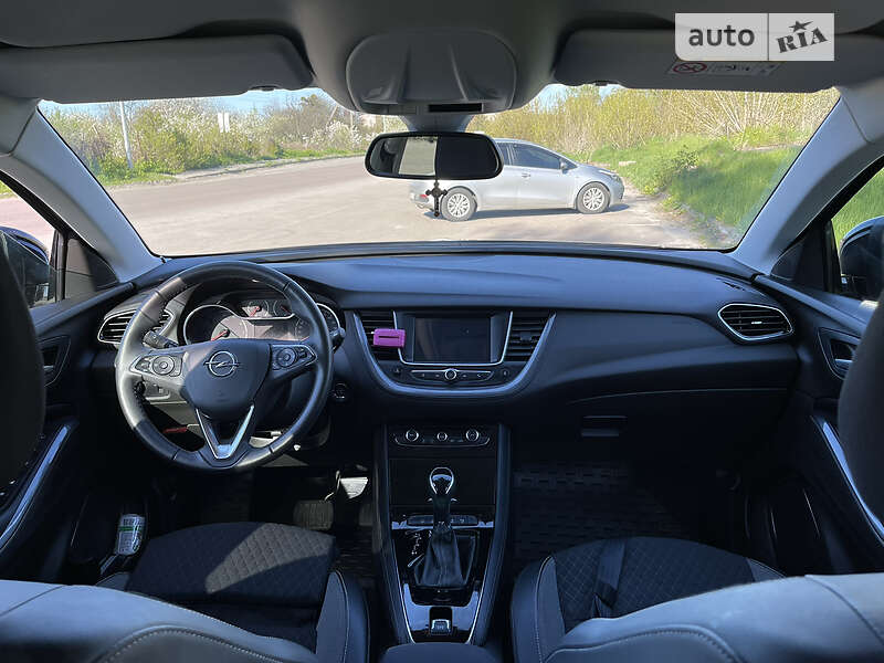 Внедорожник / Кроссовер Opel Grandland X 2019 в Вишневом