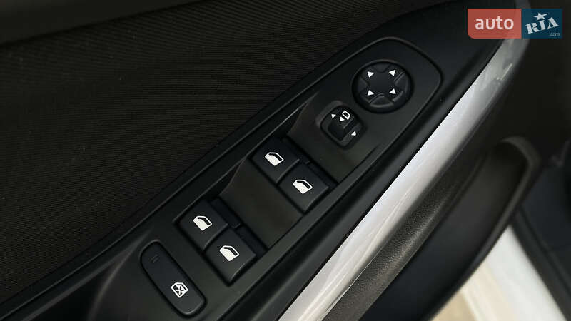 Внедорожник / Кроссовер Opel Grandland X 2019 в Одессе