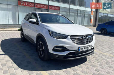 Позашляховик / Кросовер Opel Grandland X 2019 в 