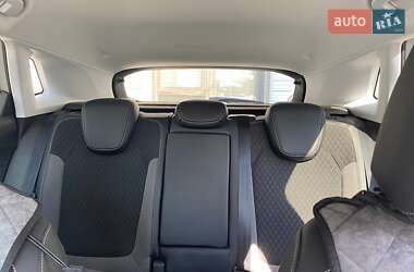 Позашляховик / Кросовер Opel Grandland X 2021 в 