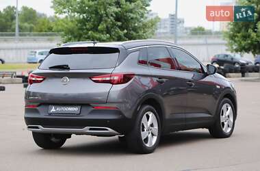 Позашляховик / Кросовер Opel Grandland X 2019 в 