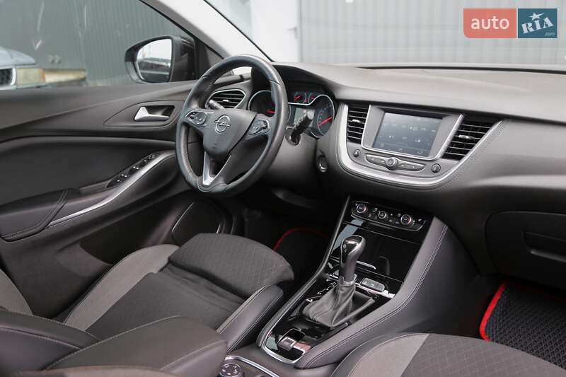 Внедорожник / Кроссовер Opel Grandland X 2019 в Киеве