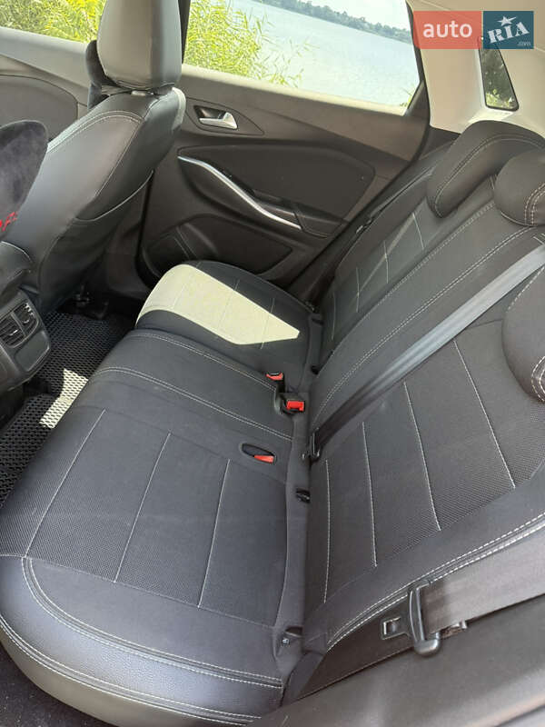 Внедорожник / Кроссовер Opel Grandland X 2020 в Березане