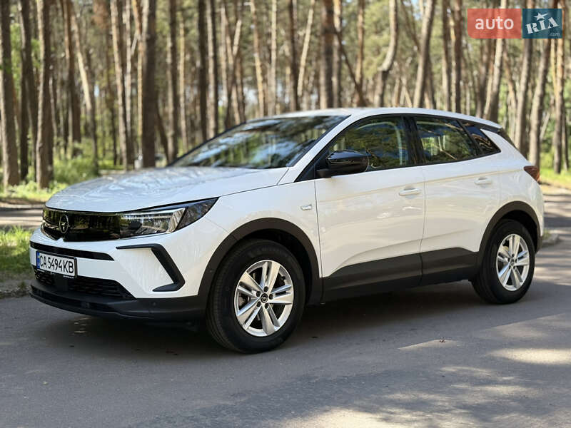 Позашляховик / Кросовер Opel Grandland 2023 в 
