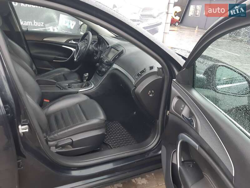 Универсал Opel Insignia Country Tourer 2015 в Львове