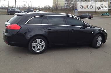 Универсал Opel Insignia 2010 в Киеве