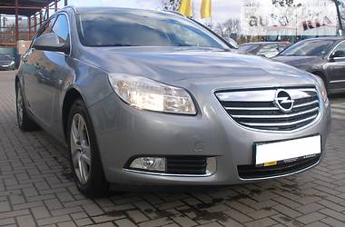 Универсал Opel Insignia 2010 в Львове