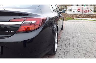 Седан Opel Insignia 2015 в Ивано-Франковске