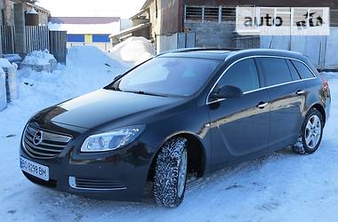 Універсал Opel Insignia 2010 в Тернополі