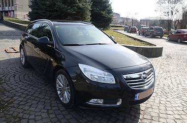 Универсал Opel Insignia 2012 в Ужгороде