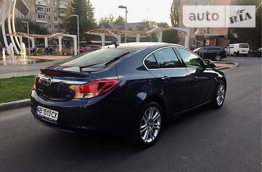 Седан Opel Insignia 2011 в Виннице